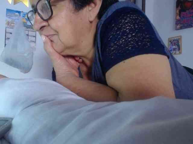 maturehornykinky webcam