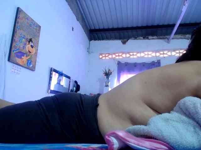 maturehornykinky's live room