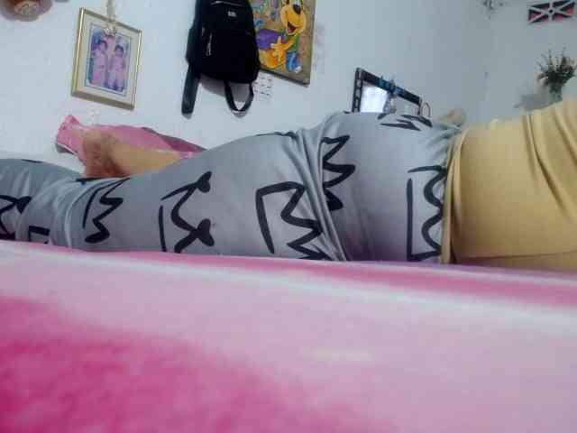 maturehornykinky webcam