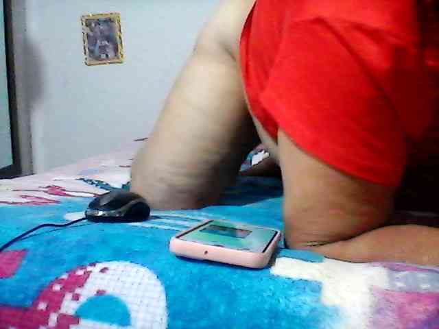 maturehornykinky webcam