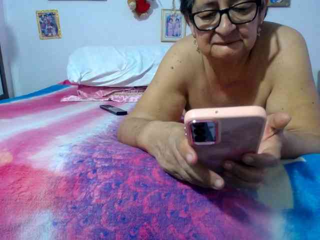 maturehornykinky webcam