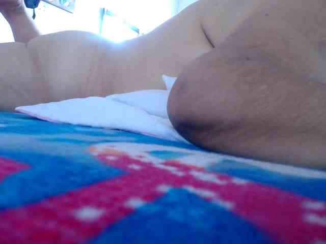 maturehornykinky webcam