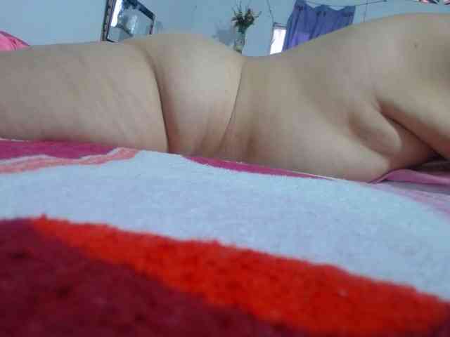 maturehornykinky webcam