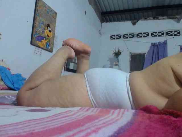 maturehornykinky webcam
