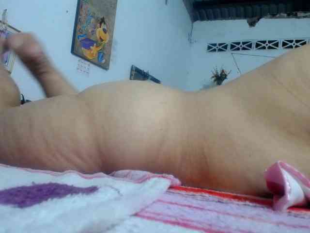 maturehornykinky webcam