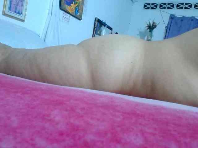 maturehornykinky webcam