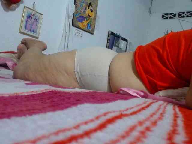 maturehornykinky webcam