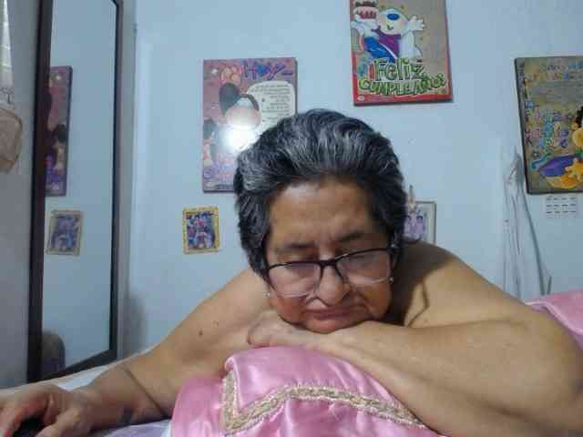 maturehornykinky webcam