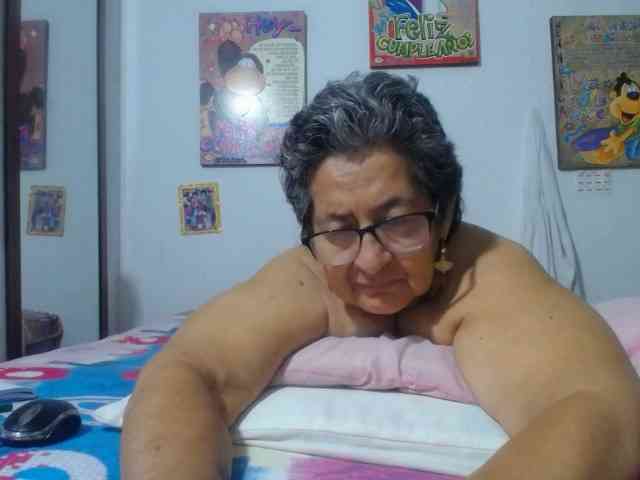 maturehornykinky webcam