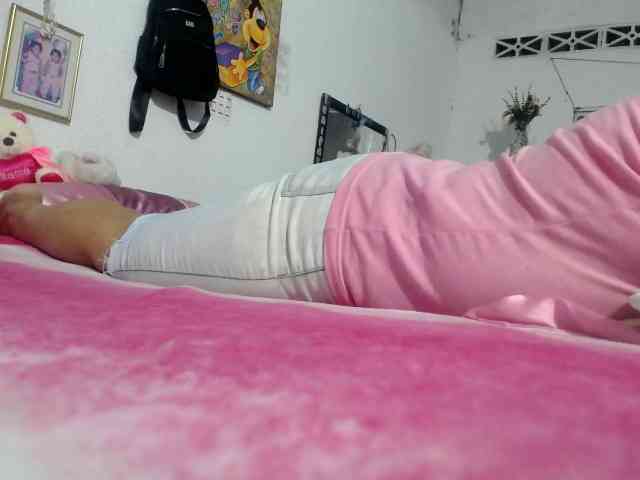 maturehornykinky webcam