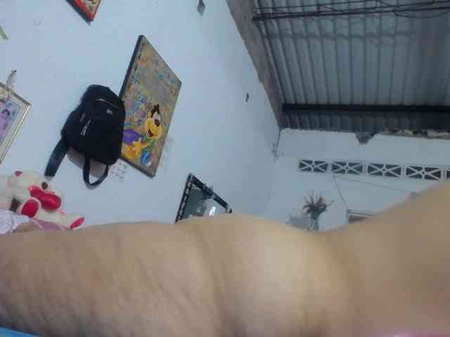 maturehornykinky webcam