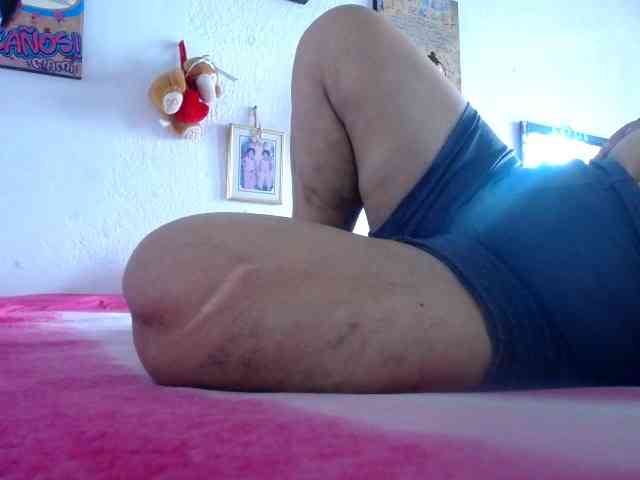 maturehornykinky webcam