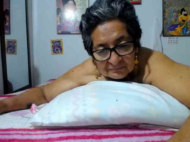 maturehornykinky webcam