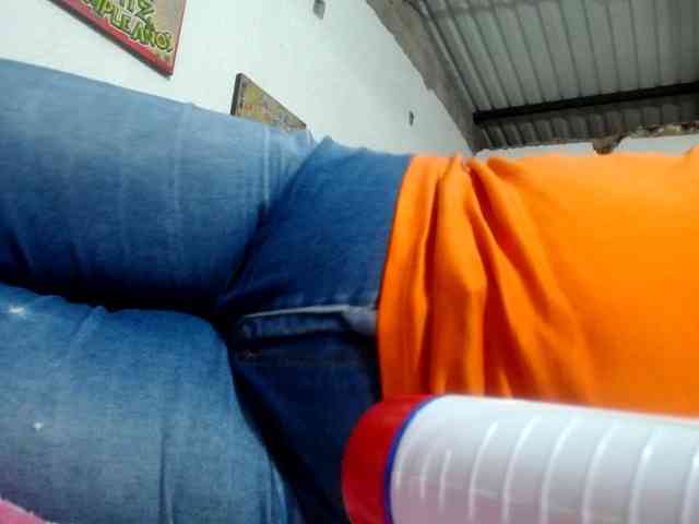 maturehornykinky webcam