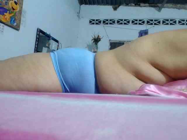 maturehornykinky webcam