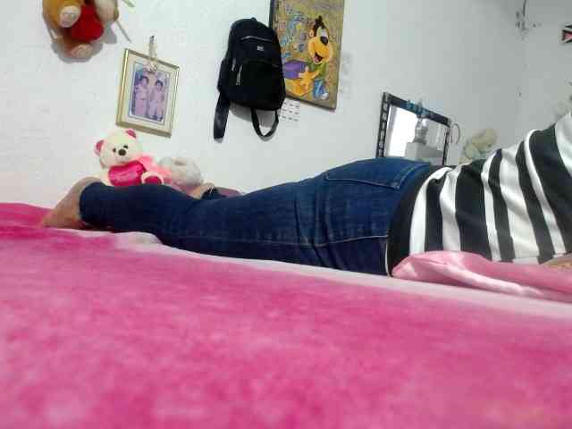 maturehornykinky webcam