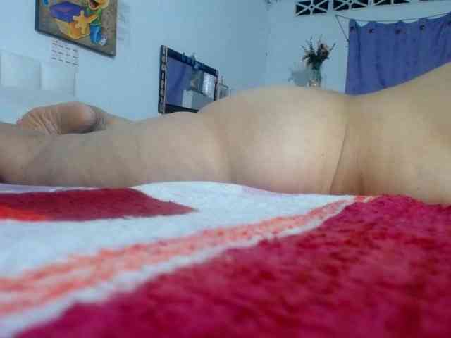 maturehornykinky webcam