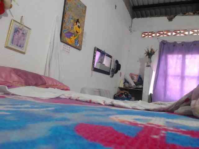 maturehornykinky webcam