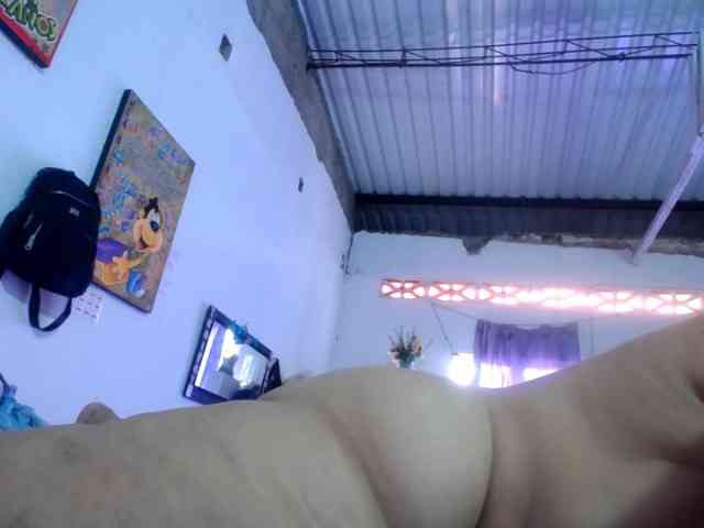 maturehornykinky webcam