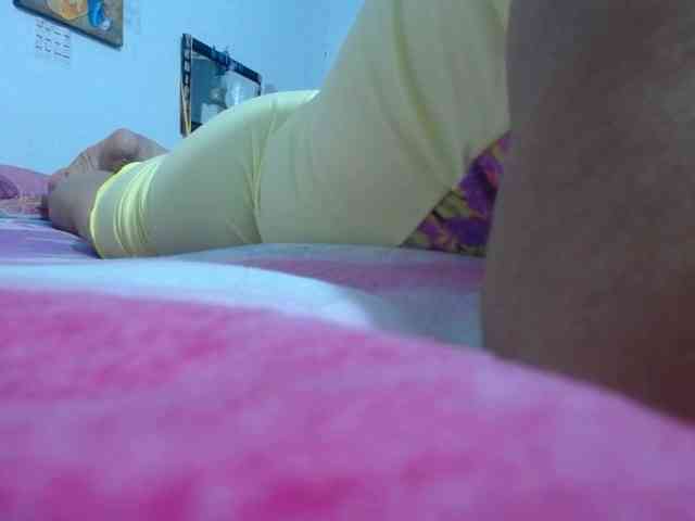 maturehornykinky webcam