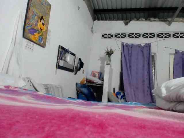 maturehornykinky webcam