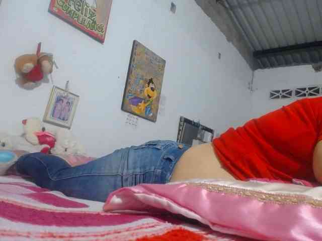 maturehornykinky webcam