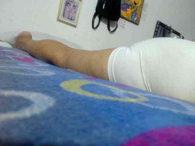 maturehornykinky webcam