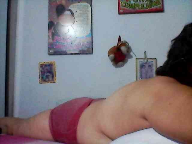 maturehornykinky webcam