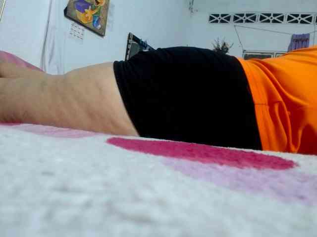 maturehornykinky webcam