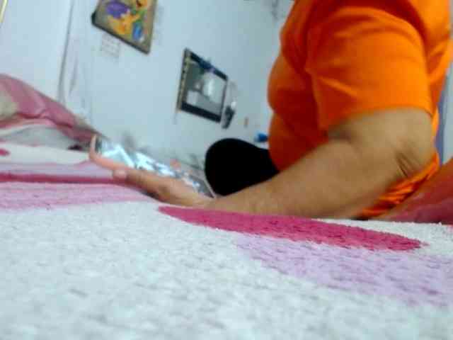 maturehornykinky webcam
