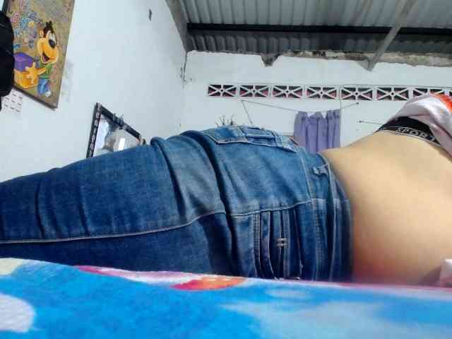 maturehornykinky webcam