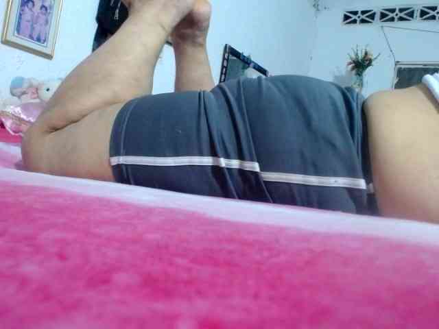 maturehornykinky webcam