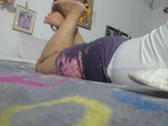 maturehornykinky webcam