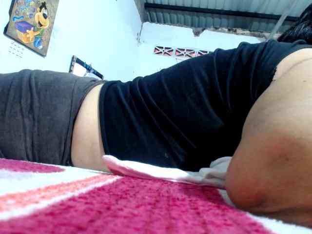 maturehornykinky webcam
