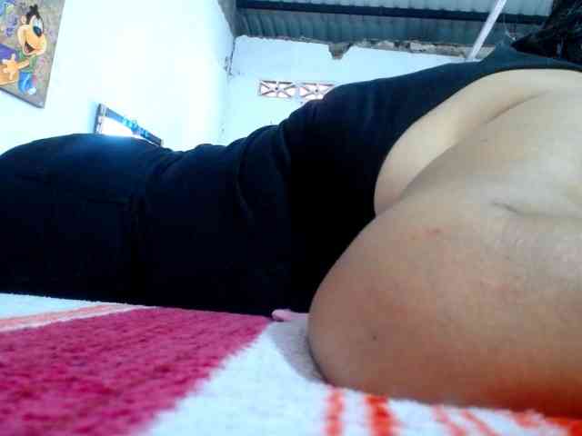 maturehornykinky webcam