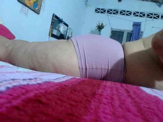 maturehornykinky webcam