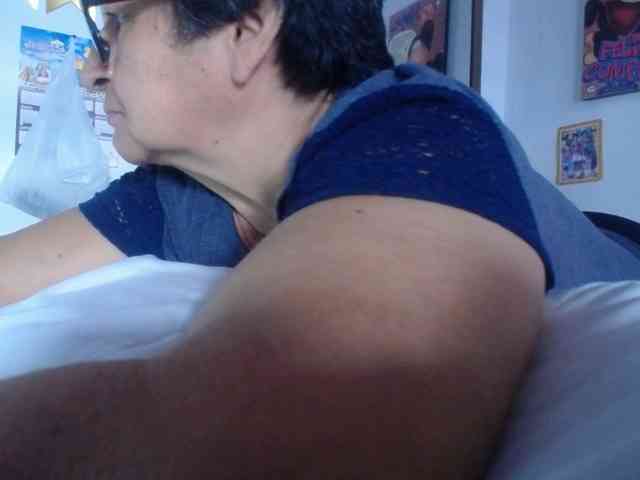 maturehornykinky webcam