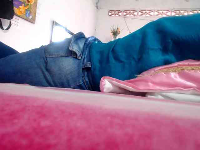 maturehornykinky webcam