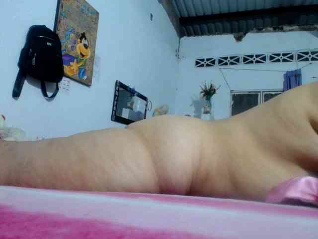 maturehornykinky webcam