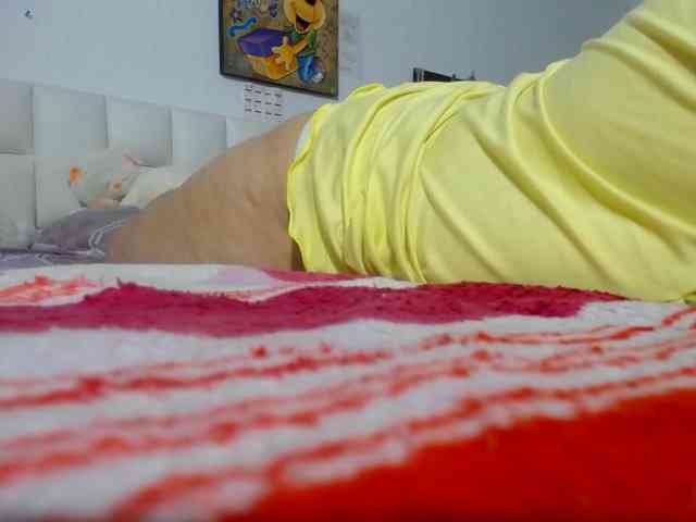 maturehornykinky webcam
