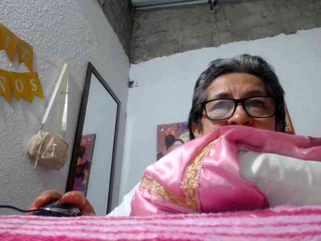 maturehornykinky webcam