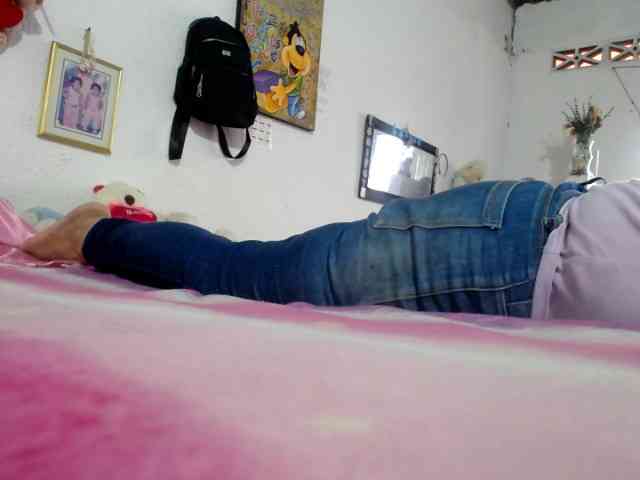 maturehornykinky webcam