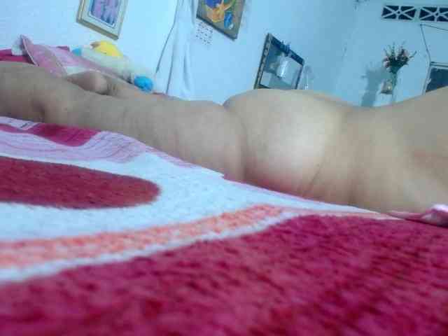 maturehornykinky webcam