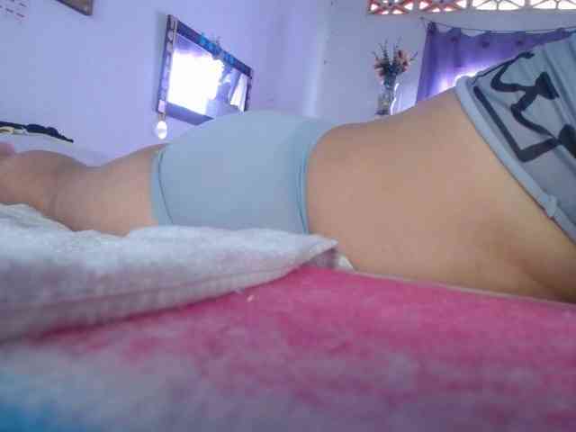 maturehornykinky webcam