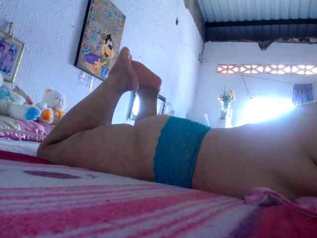 maturehornykinky webcam