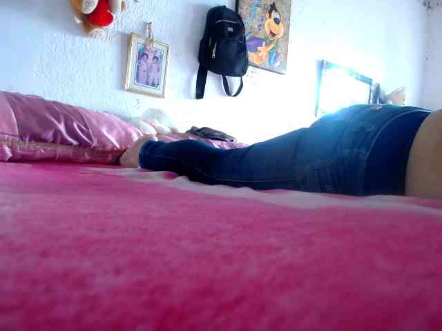 maturehornykinky webcam