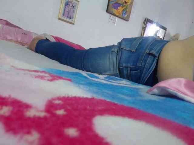 maturehornykinky webcam