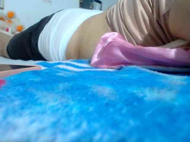 maturehornykinky webcam