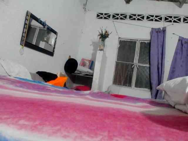 maturehornykinky webcam