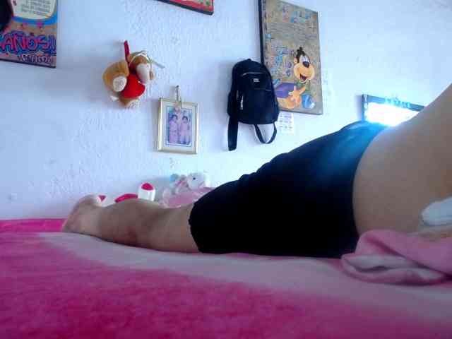 maturehornykinky webcam